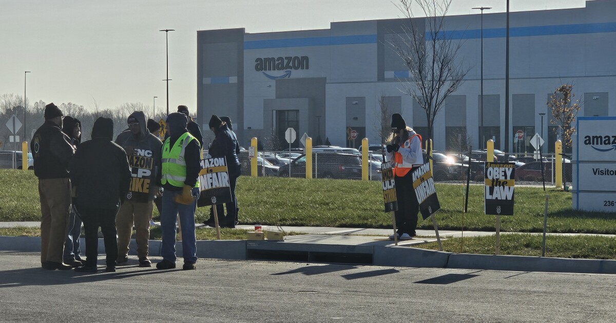 Kansas City-area Teamsters Union members join nationwide strike against Amazon [Video]