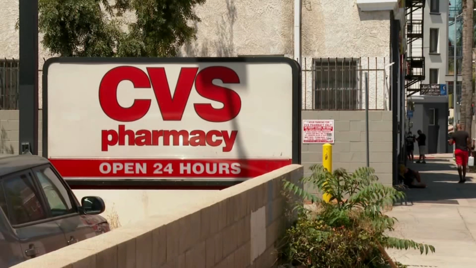 CVS knowingly dispensed ‘massive’ amount of invalid opioid prescriptions: DOJ lawsuit [Video]