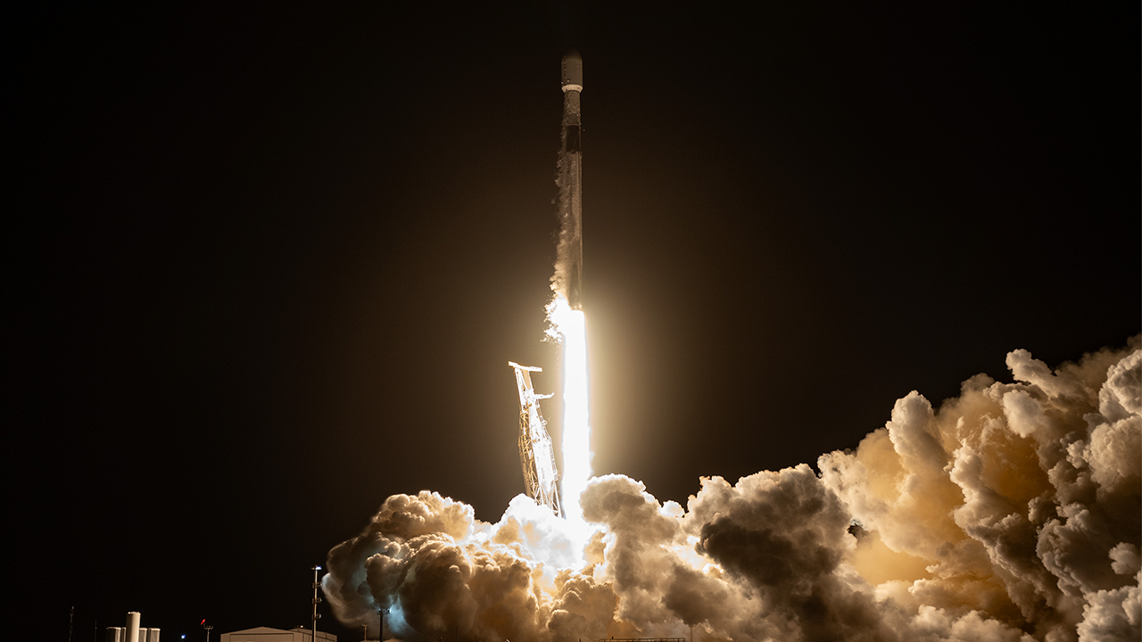 SpaceX launches 30 satellites in second mid-inclination rideshare mission [Video]