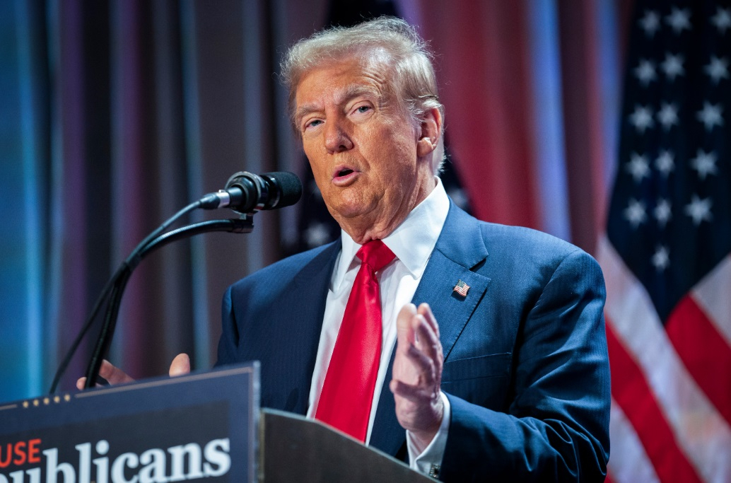 Trump Trolls Trudeau as He Promises to Lower Taxes if Canada Becomes ’51st States’ and Touts Ex-Hockey Star Wayne Getzky as Next PM [Video]