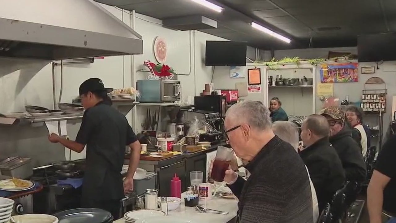 Sunshine Cafe in Pleasant Hill celebrates 45 years [Video]