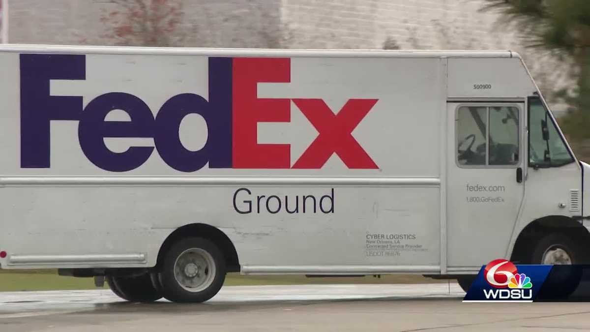 FedEx delays leave customers frustrated days after Christmas [Video]