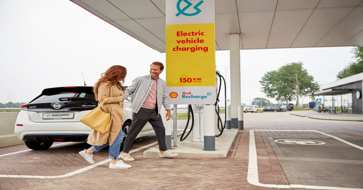 Shell Recharge exits the US EV charger software market [Video]