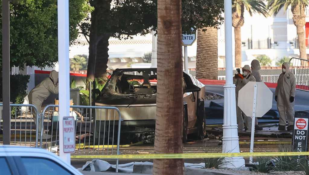 Decorated soldier uses AI in Tesla attack outside Trump hotel [Video]