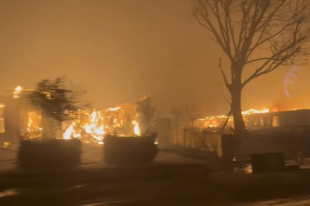 Shocking Photos & Videos From California Wildfires Flood Social Media