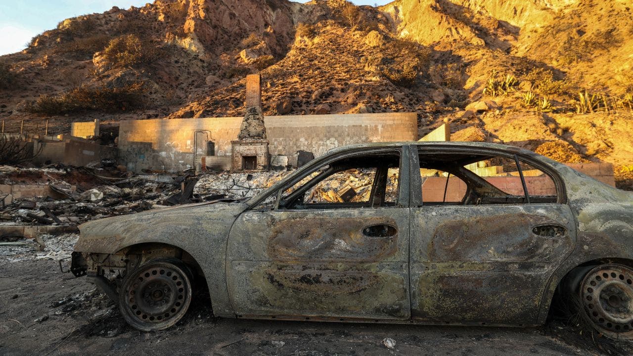 California wildfires: does your car insurance protect you from fire damage? [Video]