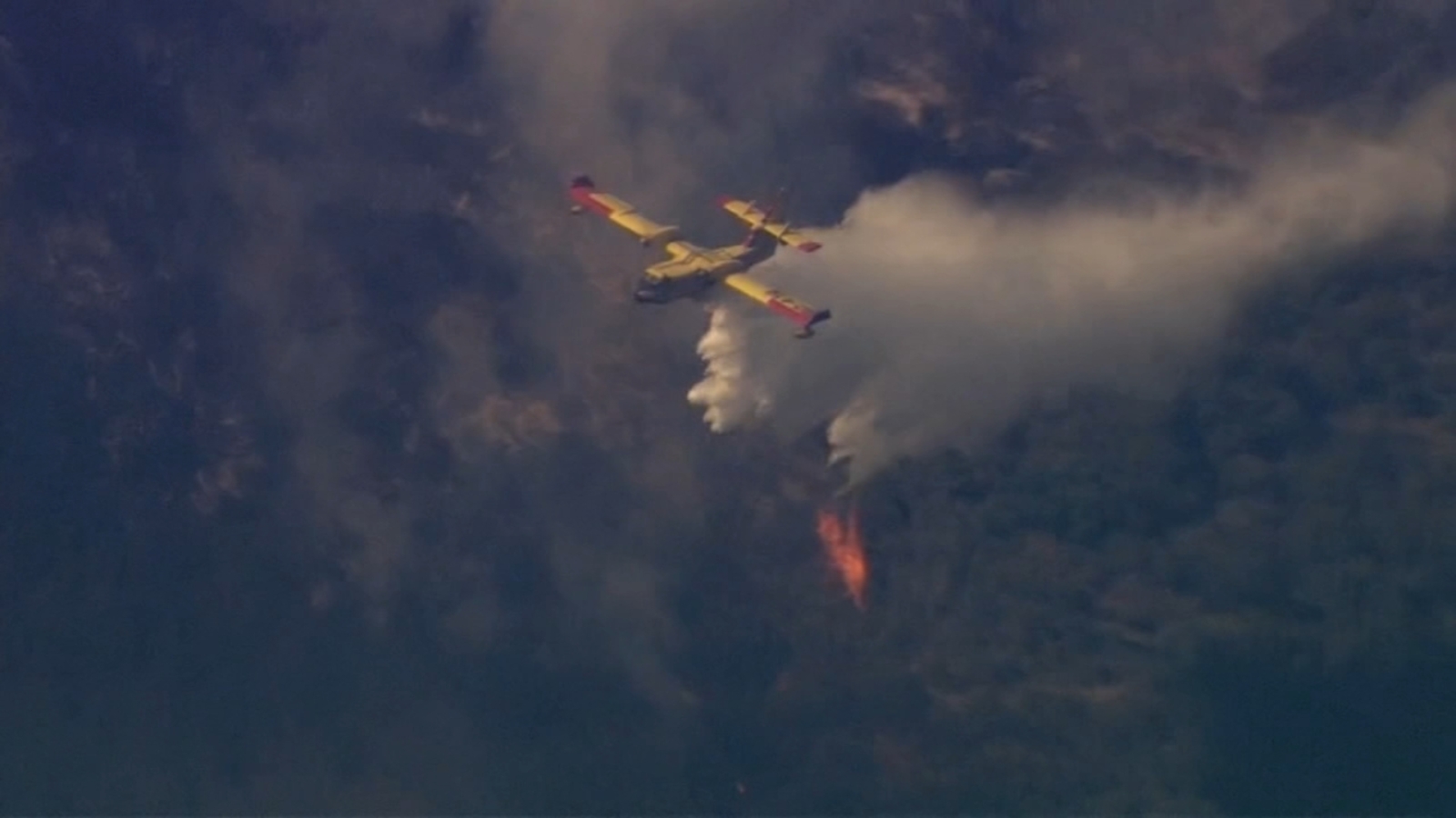 Why doesn’t California invest in ‘Super Scooper’ aircraft in its firefighting efforts? [Video]