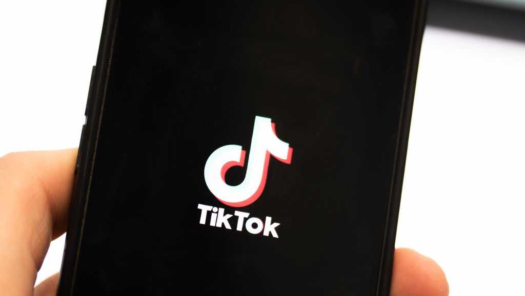 Supreme Court upholds law banning TikTok if it’s not sold by its Chinese parent company [Video]