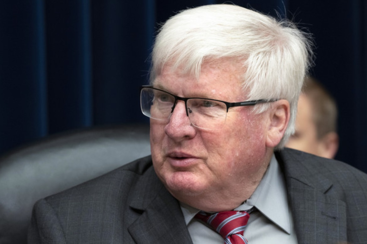 Wisconsin Teen Arrested for Setting Fire to Congressman Glenn Grothman’s Office Due to Outrage Over TikTok Ban [Video]