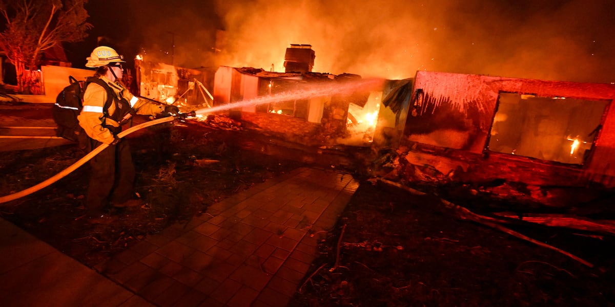 Dangerous winds return to Southern California as new wildfires break out [Video]