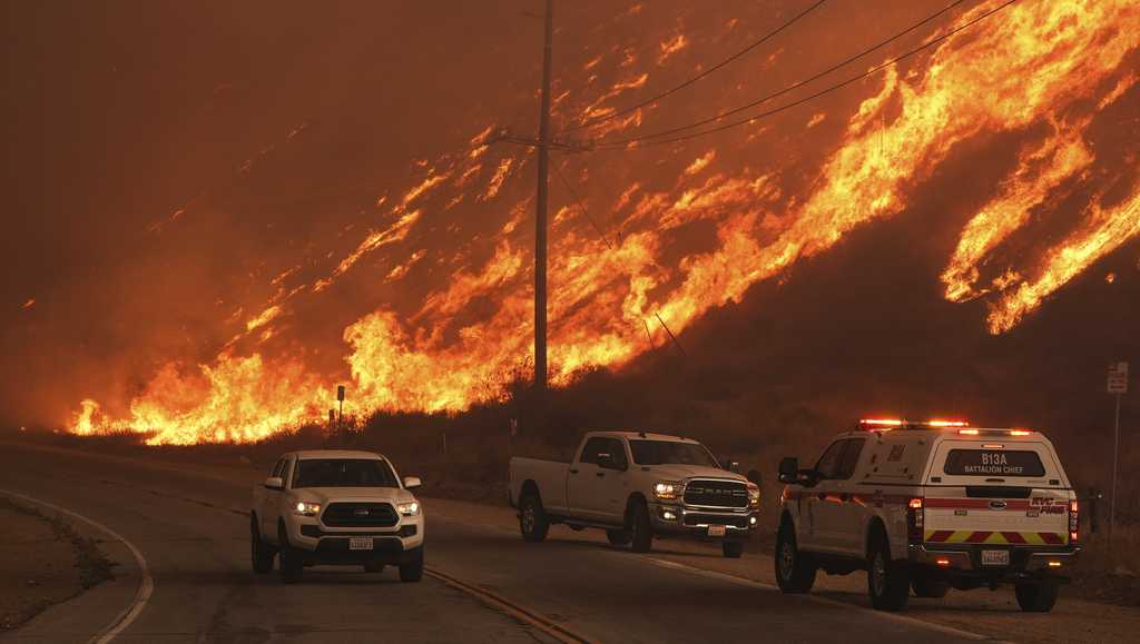 Hughes Fire prompts evacuations near Los Angeles [Video]